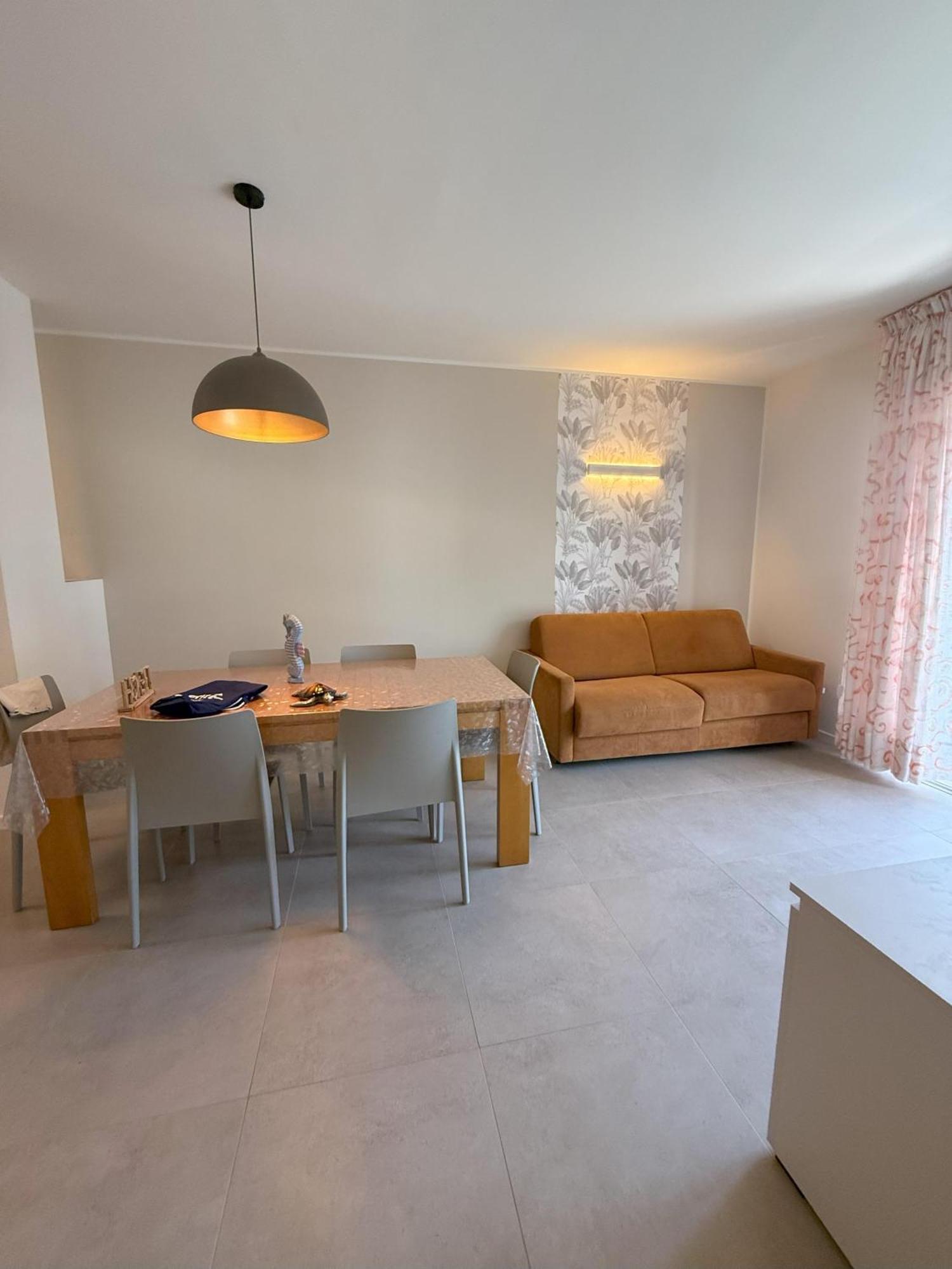 Villa D'Annunzio 비비오네 외부 사진